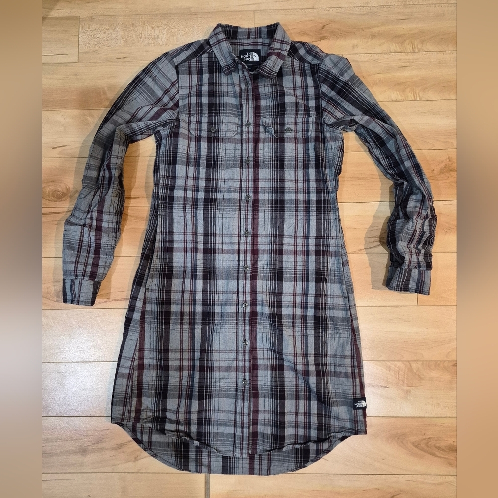 The North Face women's size small button up shirt dress
